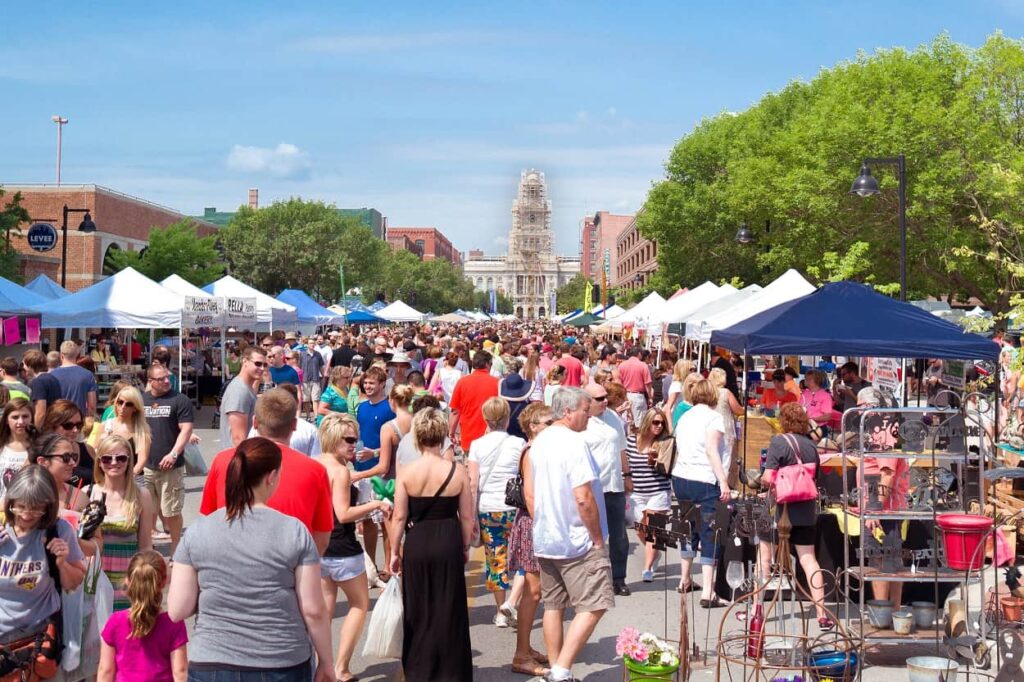 Des Moines Downtown Farmers Market